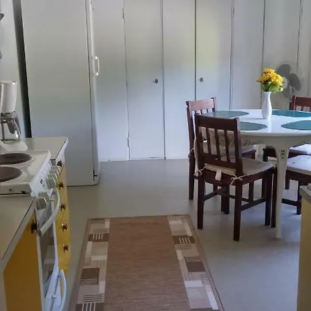 Sillanpaeaen Kartano 2* Veteli