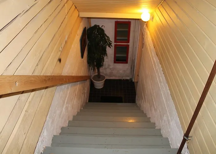 Sillanpaeaen Kartano 2*